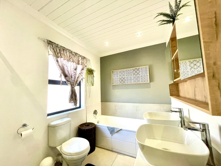 2 Bedroom Property for Sale in Potchefstroom North West